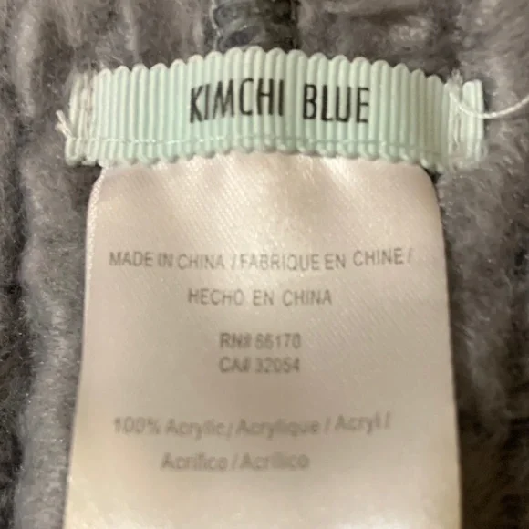 Black and Gray Textured Shawl (M-L-XL) - Picture 3 of 6